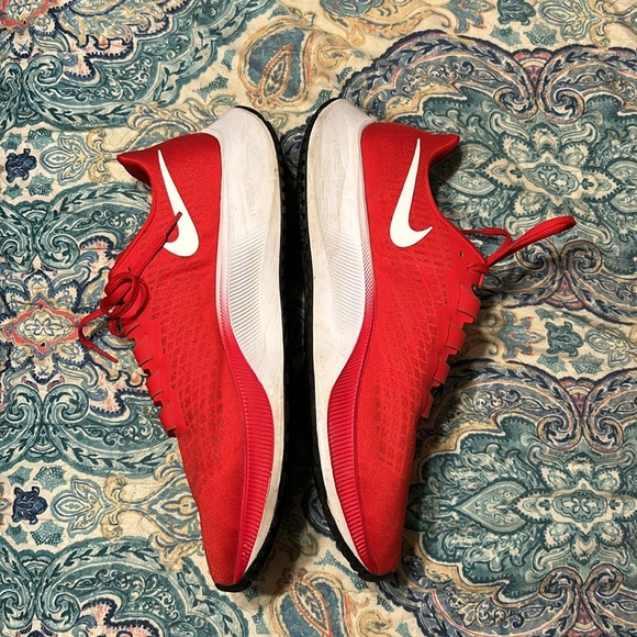 Nike Running Shoes - Picture 3 of 4